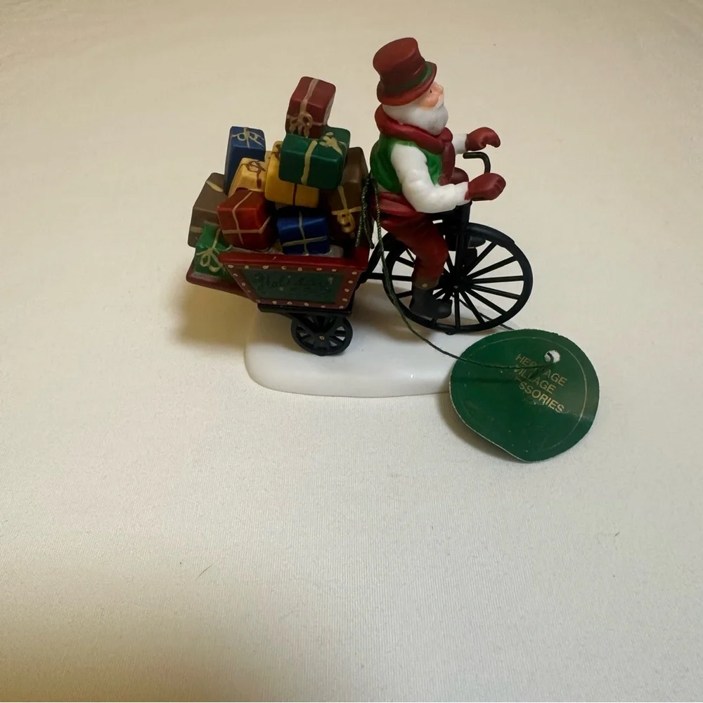 Department 56 North Pole, Holiday Deliveries, 56371 Christmas‎ Hand Painted EUC